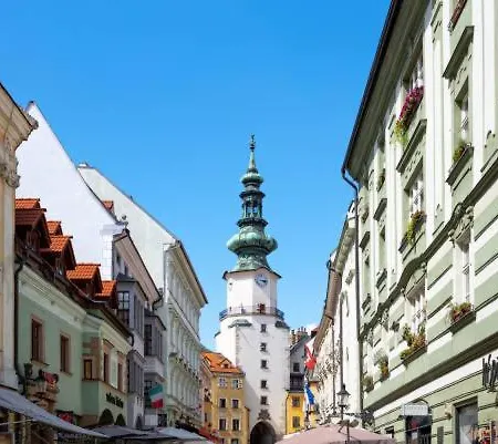 Priestranny V Uplnom Centre Appartement Bratislava